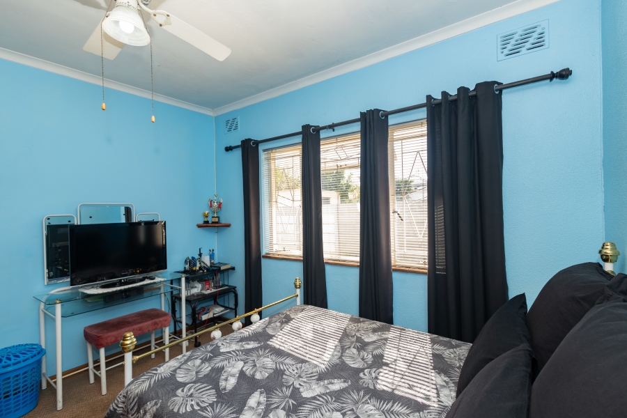 5 Bedroom Property for Sale in Churchill Estate Western Cape